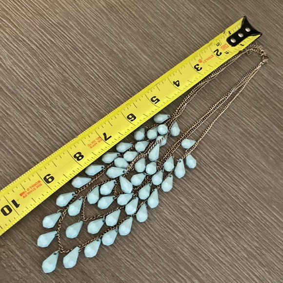 Beautiful turquoise color bead necklace. - Picture 5 of 7